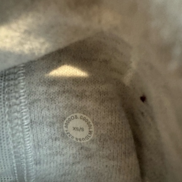 Lululemon Athletica Scuba Oversized 1/2 zip - Picture 6 of 6